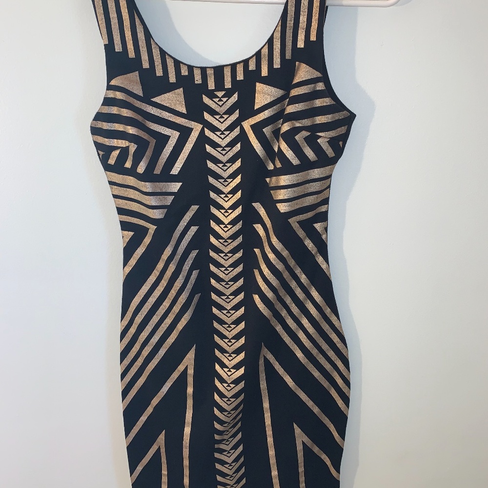 Black and gold dress - Picture 1 of 3